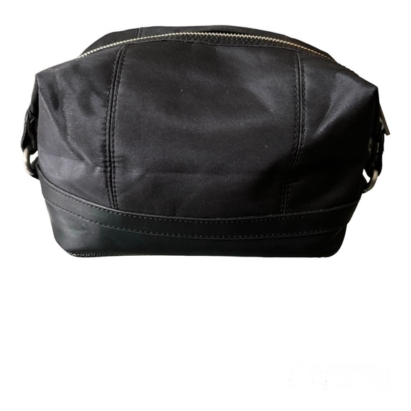 New Calvin Klein toiletry top zip bag in black. Silver hardware. - Picture 5 of 7